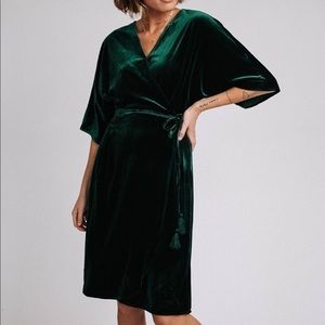 NWT Velvet Wrap Clad & Cloth Dress
